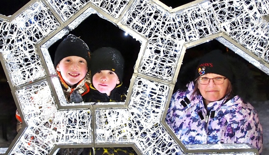 Enjoy the Glow of Clearview’s Rural Lights and Winter Nights